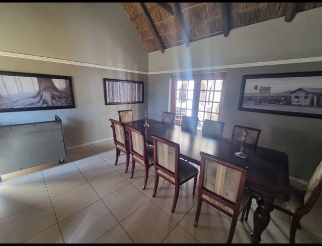 M² BUILDING FOR SALE IN LOCHVAAL